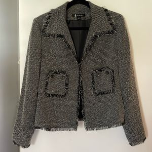 Larry Levine Lined Black/white Marled Fringe Blazer Size 10